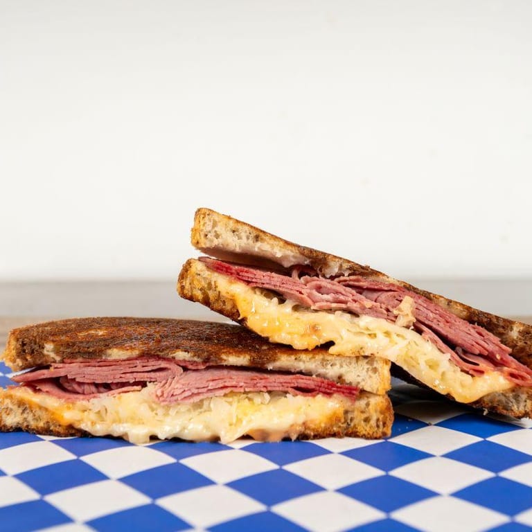 Delicious Grilled Cheese Sandwiches